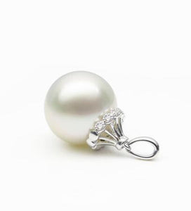 White South Sea Pearl Pendant 18 Solid White Gold "Joyce"